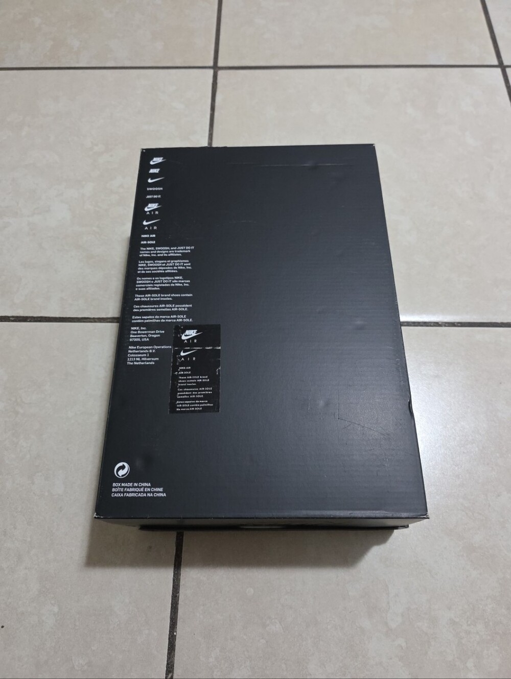 Empty Shoe Box - Picture 5 of 8